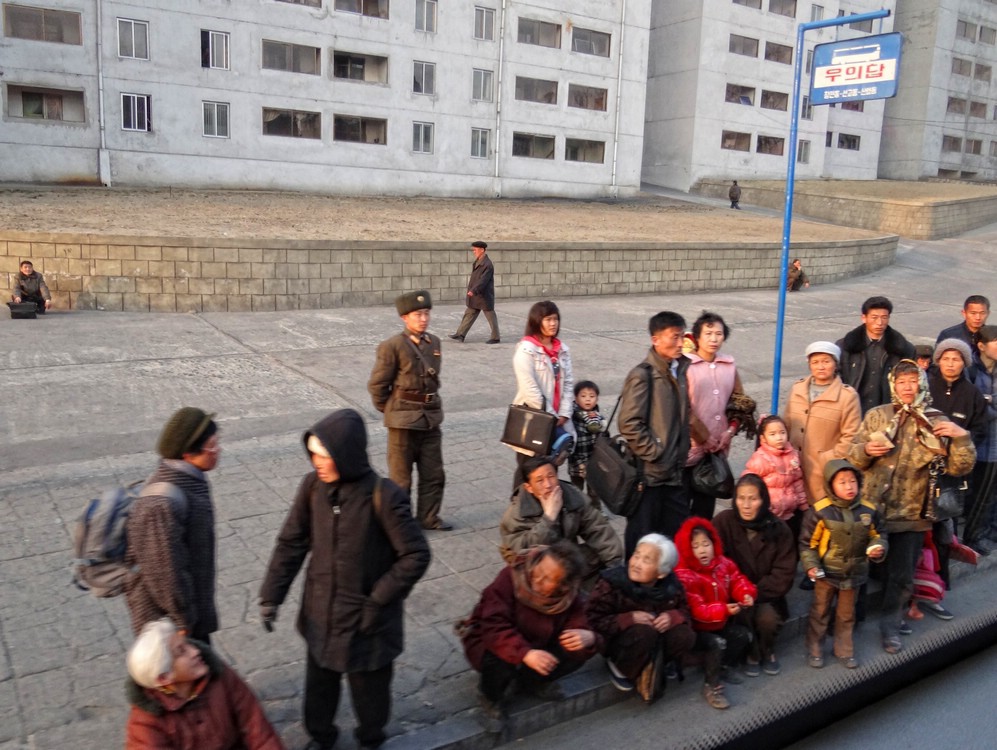 DSC00501BusStop.JPG