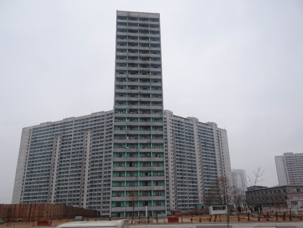 DSC01469PyongyangBehemoth.JPG