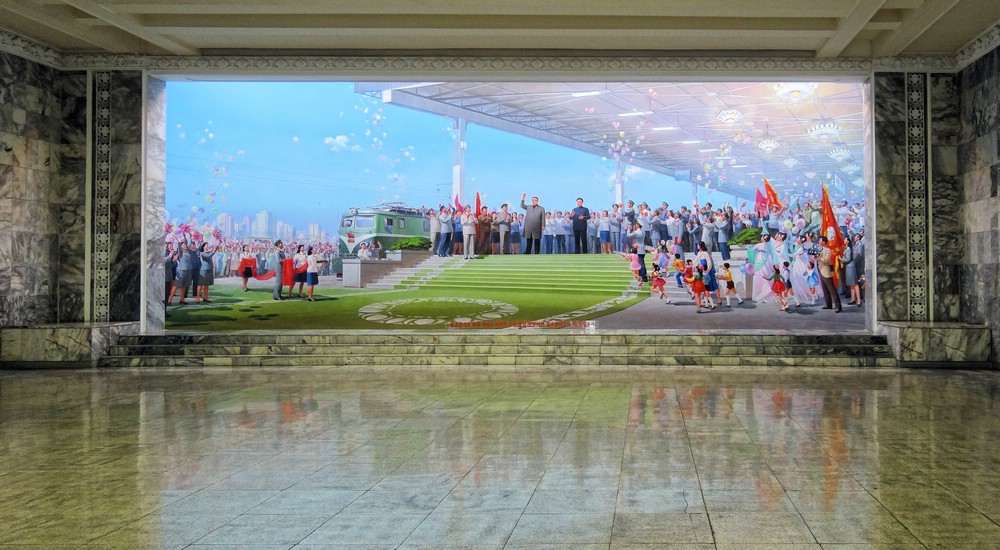 DSC01709RailwayMuseumMural.JPG