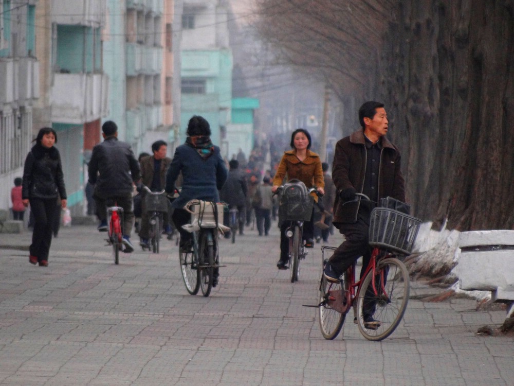 DSC02112PyongsongBikersHighway.JPG