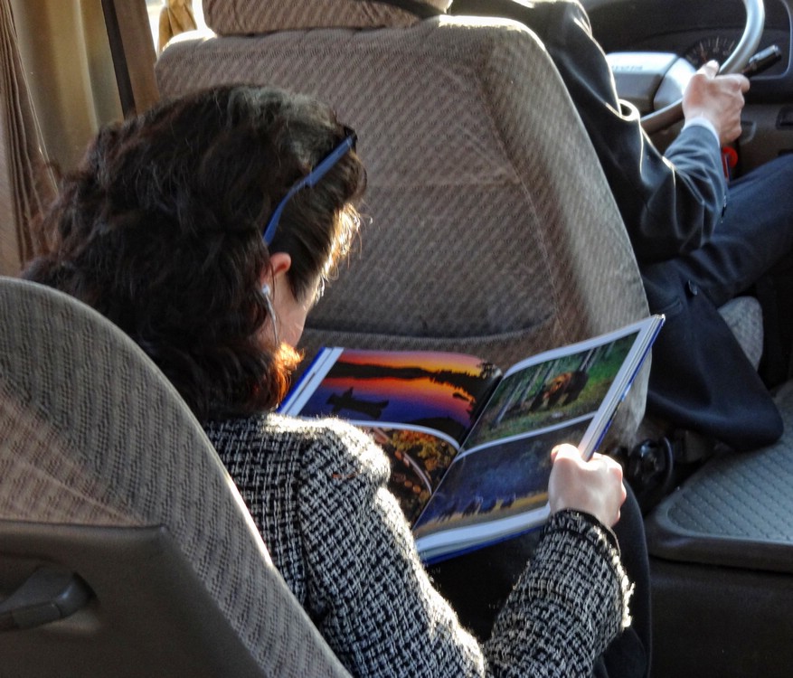 DSC03535ReadingUpOnNorway.JPG