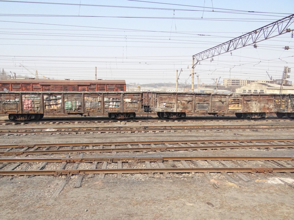 DSC03696RundownTrains.JPG