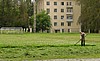 DSC08176YekaterinburgSoldatFikserFotballbanenMedLjaa.JPG